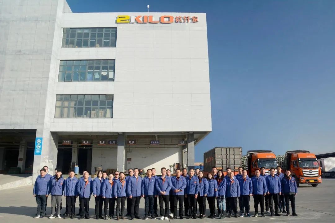 我们，用智慧和双手托起冰球突破豪华版网址