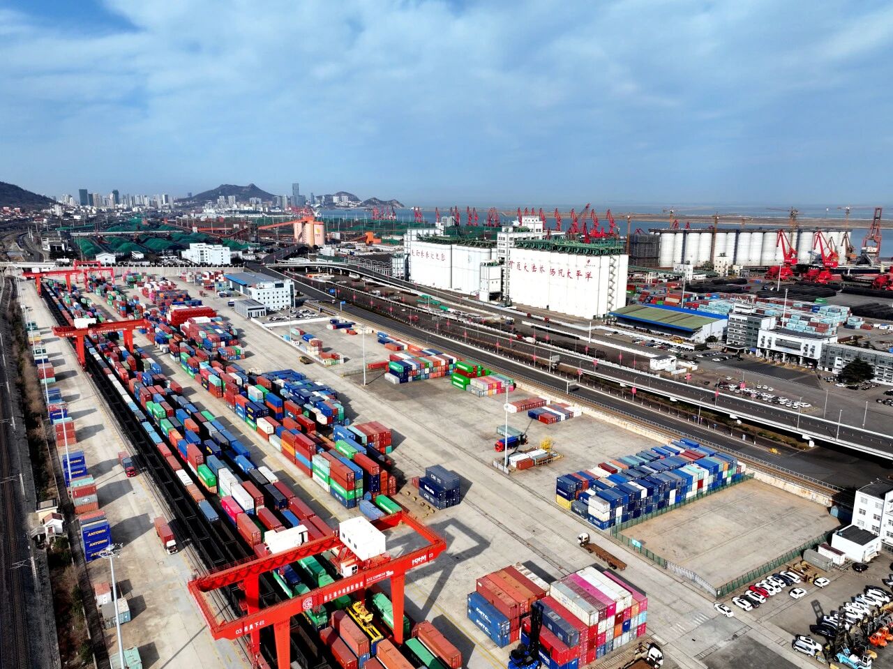 首个国际多式联运提单供应链服务平台上线